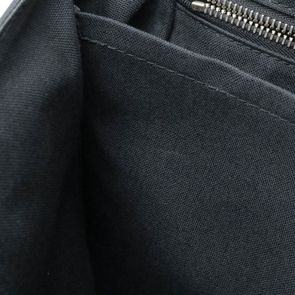 LOUIS VUITTON Taiga Roman PM Shoulder Bag Leather Bol Dark Navy M32699 - Picture 8 of 10